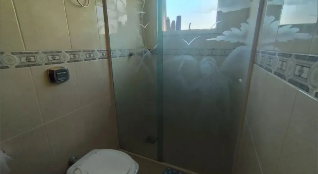 Imagem CASA COM 220,00 m² - GUILHERMINA - PRAIA GRANDE SP