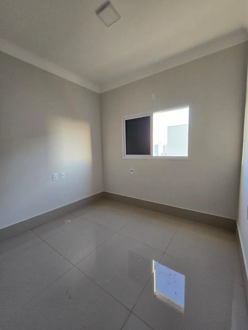 Imagem Apartamento com 3 dormitórios à venda, 145 m² por R$ 630.000,00 - Jardim Califórnia - Patos de Minas/MG