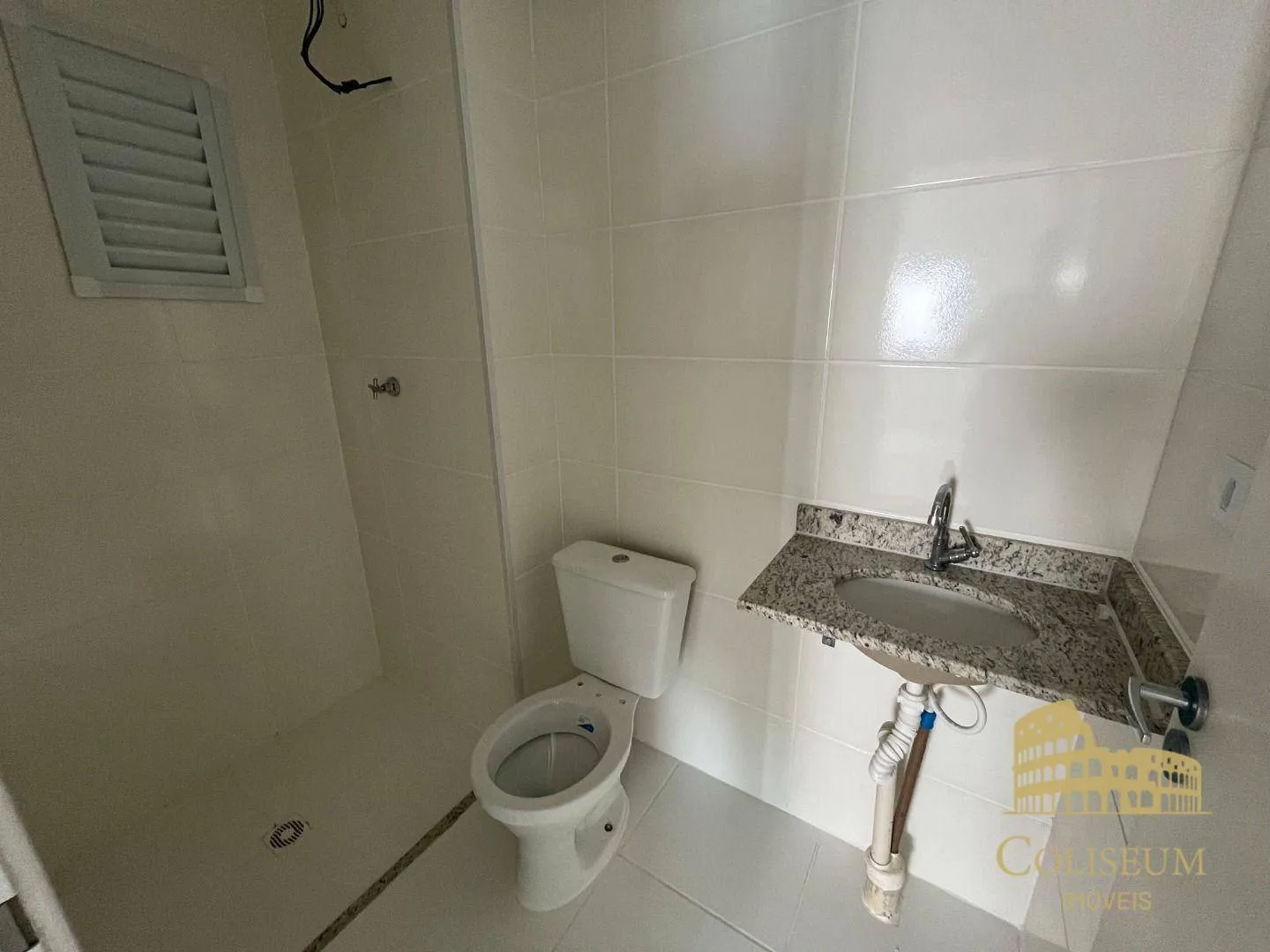 Imagem Apartamento com 2 dormitórios à venda, 75 m² por R$ 425.000,00 - Vila Dinópolis - Mongaguá/SP