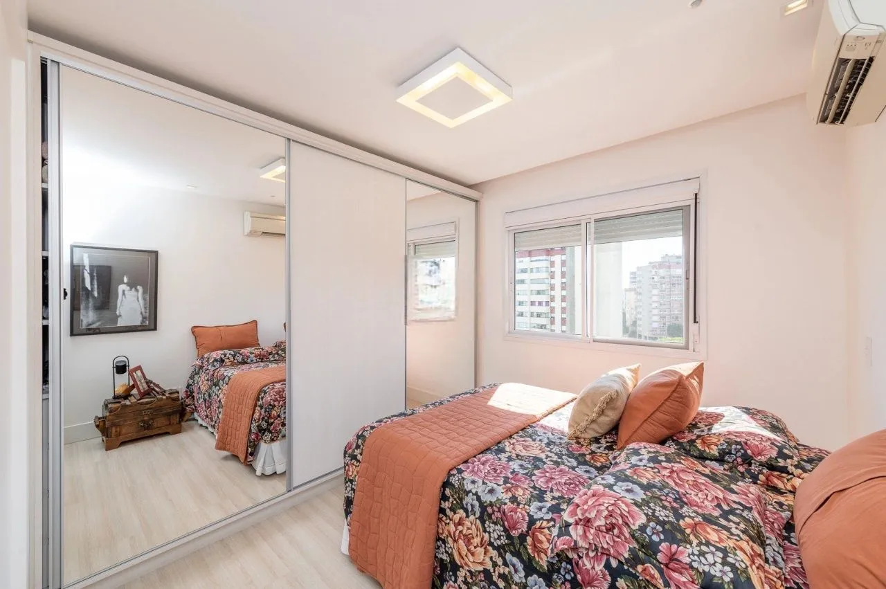 Imagem Apartamento Mobiliado de 2 Dormitórios com Suíte e 2 Vagas no Jardim Botânico - Olympic Home Resort