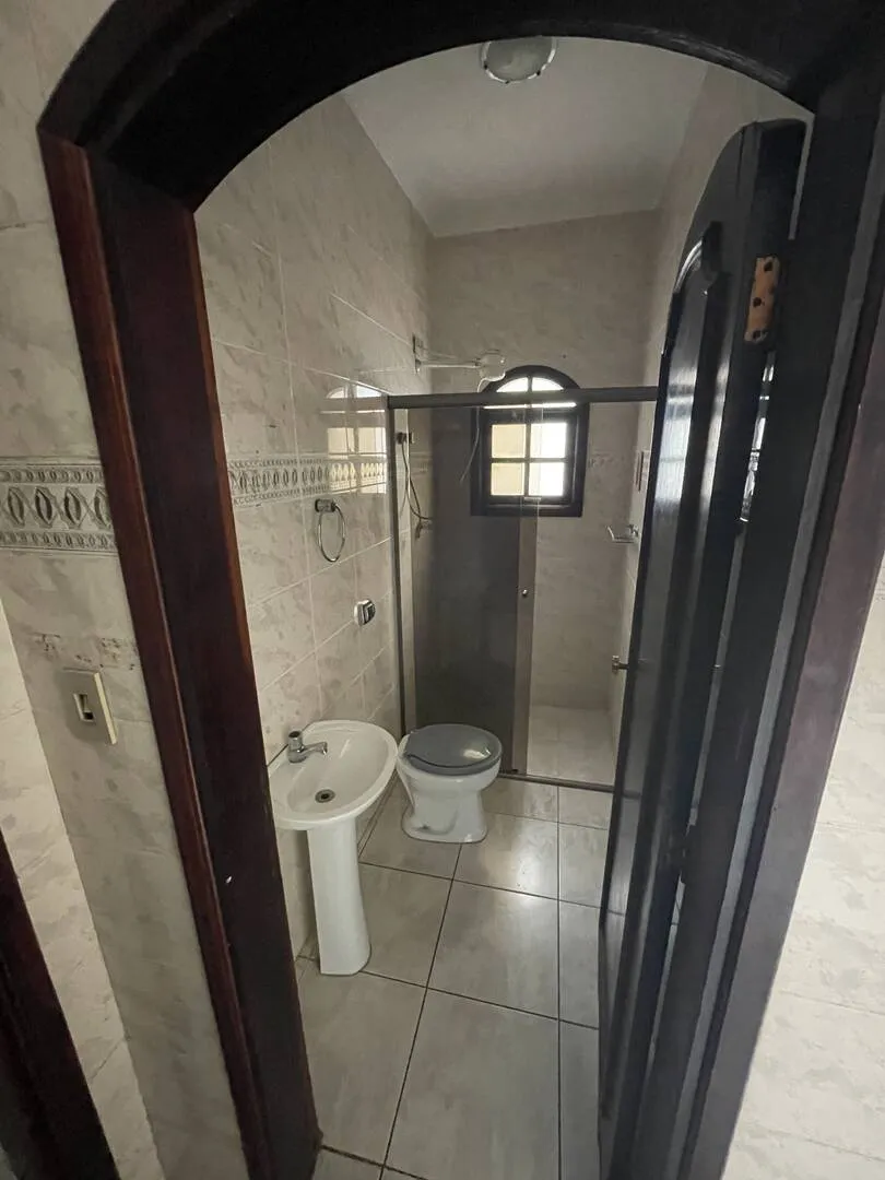 Imagem Casa Vila Fernandes - 308M², 4 Dorms, 1 Suíte, 5 Vagas, Armários.