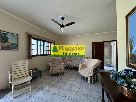Imagem Casa à venda em Caraguatatuba-SP, bairro Caputera: 3 quartos, 2 suítes, 2 salas, 4 banheiros, 4 vagas de garagem. Venha conferir!