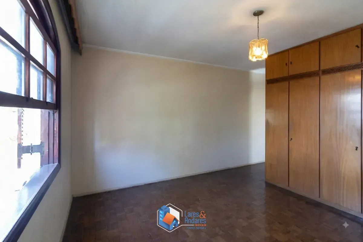 Imagem Sobrado para venda em Vila Santa Maria com 3 quartos, sendo 1 suíte, 166m²
