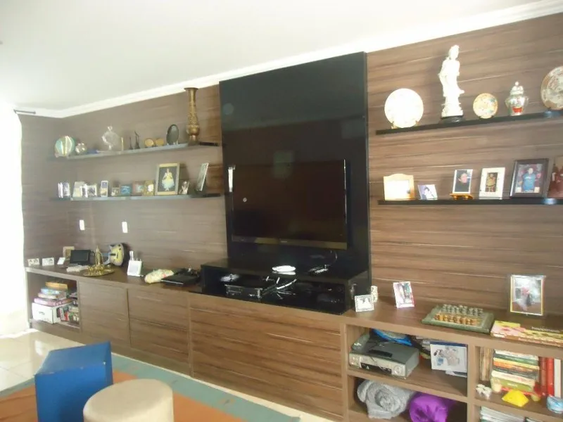 Imagem Casa em Condomínio de Luxo no Jardim Paiquerê, Valinhos-SP: 3 Quartos, 3 Suítes, 3 Salas, 5 Banheiros, 495m². Confira!