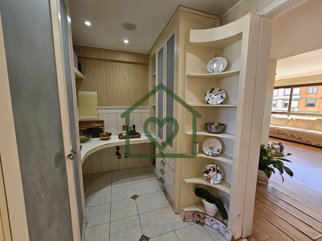 Imagem BAIRRO MENINO DEUS INFRAESTRUTURA 3 DORM COM 2 VAGAS

Apartamento super completo para você viver os...