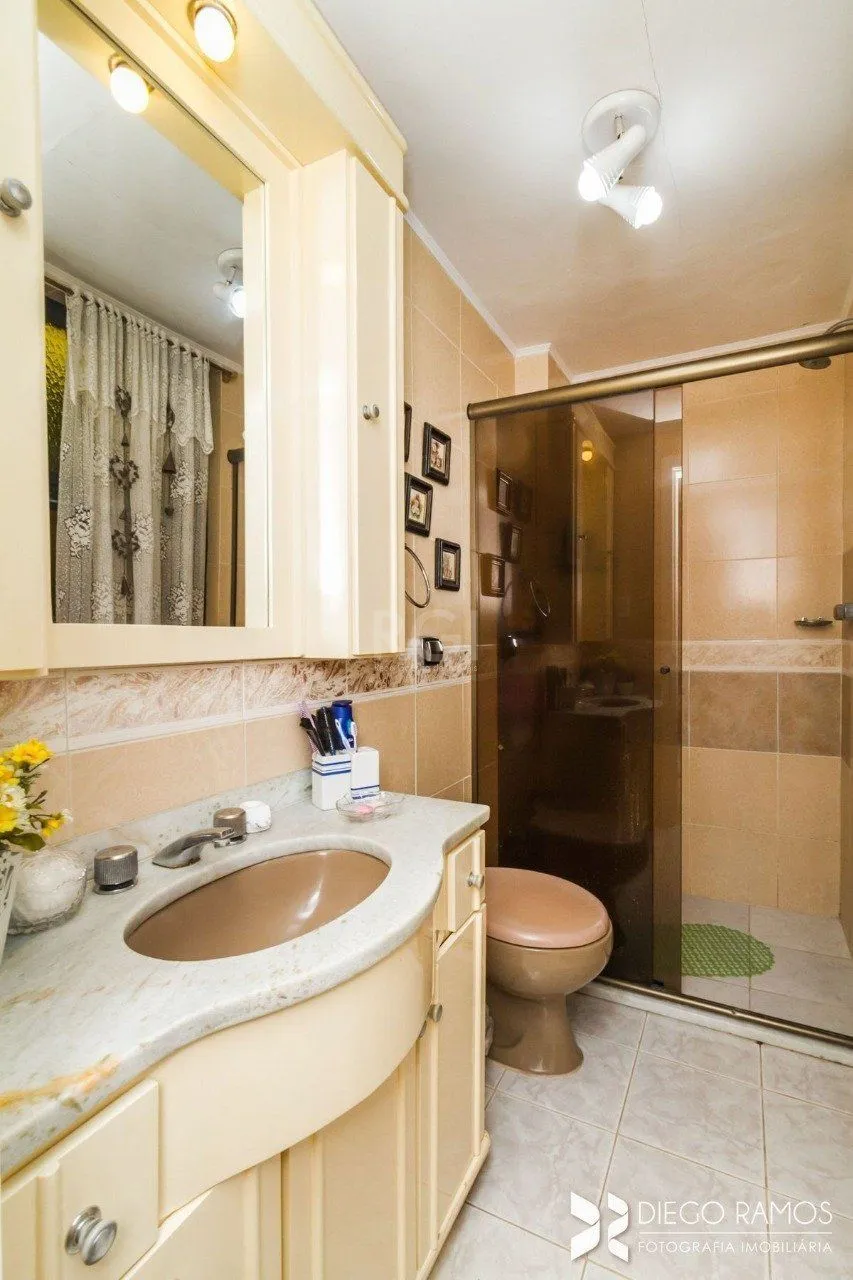 Imagem Apartamento para Venda - 111m², 3 dormitórios, sendo 1 suites, 2 vagas - Menino Deus