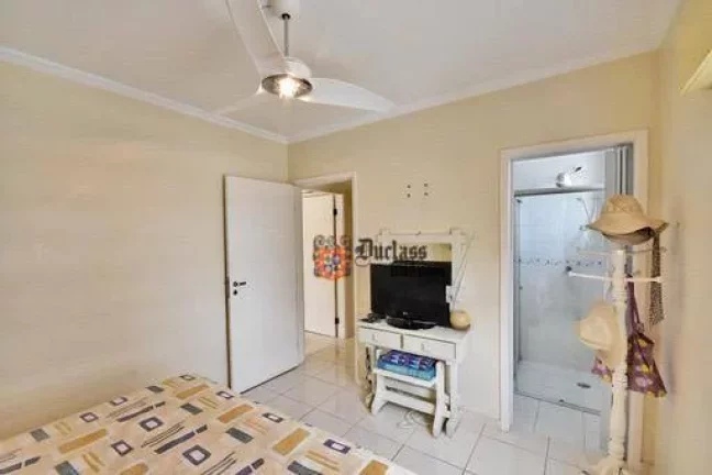 Imagem Apartamento com 3 dormitórios à venda, 120 m² por R$ 750.000,00 - Praia das Pitangueiras - Guarujá/SP