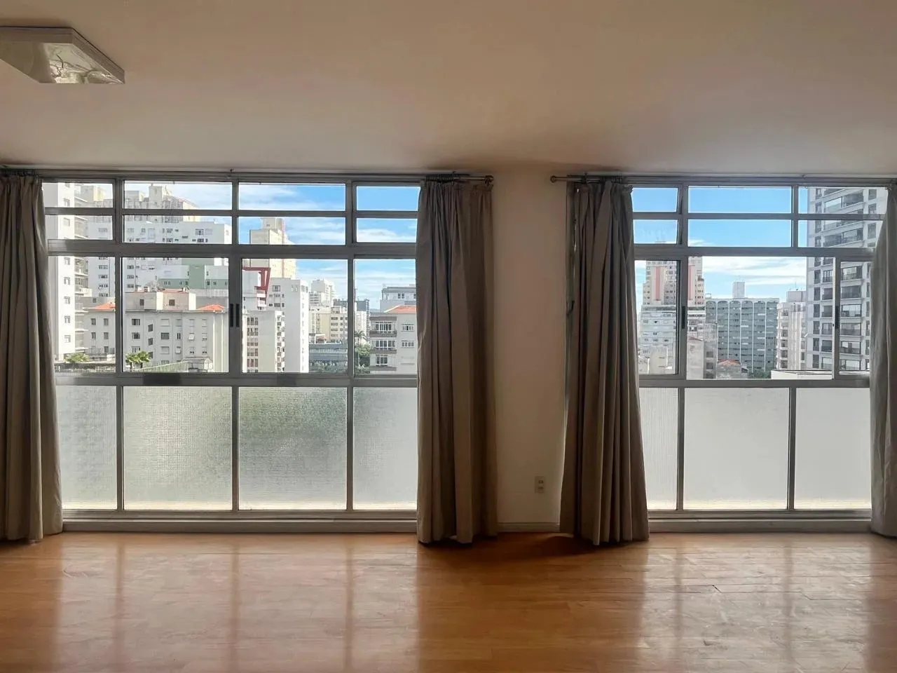 Imagem Apartamento para Venda em São Paulo, Consolação, 3 dormitórios, 1 banheiro, 1 vaga