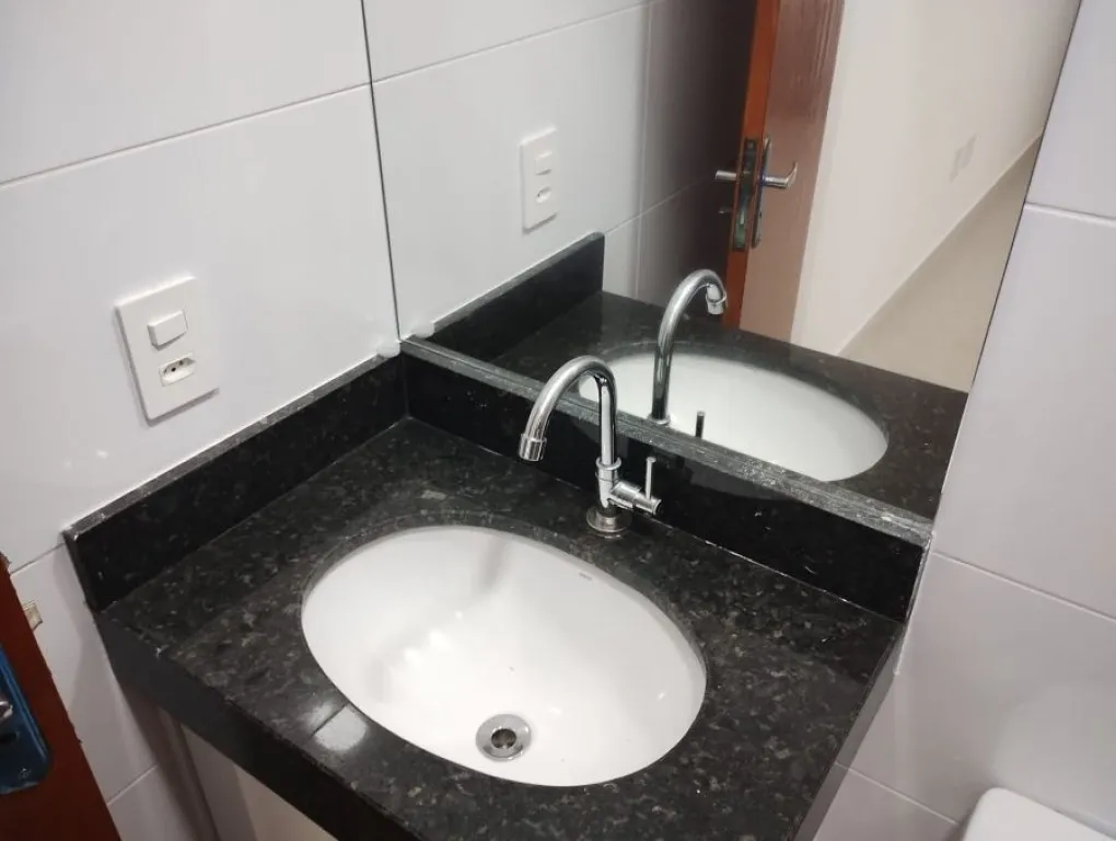 Imagem CASA COM 75,00 m² - REAL - PRAIA GRANDE SP