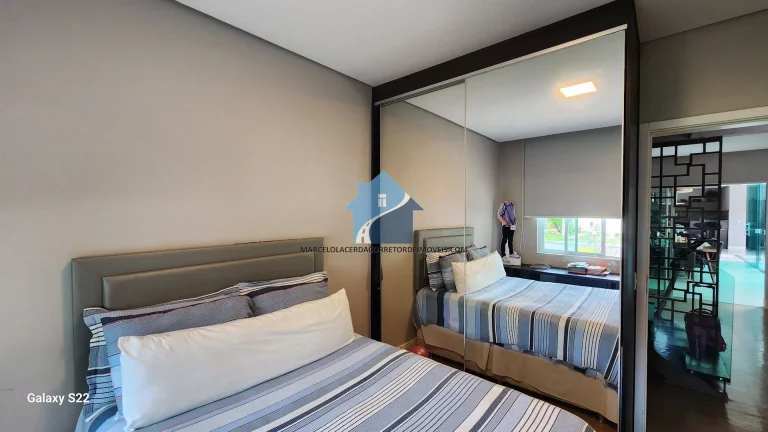 Imagem CASA NO CONDOMÍNIO LA VILLETTE - PARQUE 10 DE NOVEMBRO