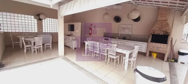 Imagem Pitangueiras, locação anual, pacote! Localizado a 100 mts do mar.