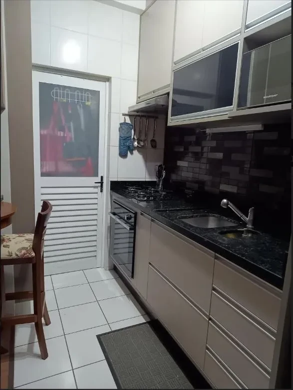Imagem Apartamento com 2 Quartos à Venda, 65 m² em Rebouças - Curitiba