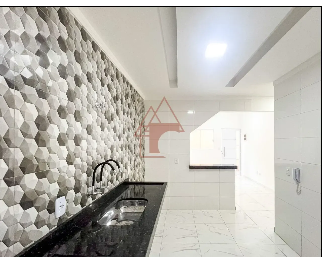 Imagem Casa com 2 Quartos à Venda, 45 m² em Esmeralda - Praia Grande