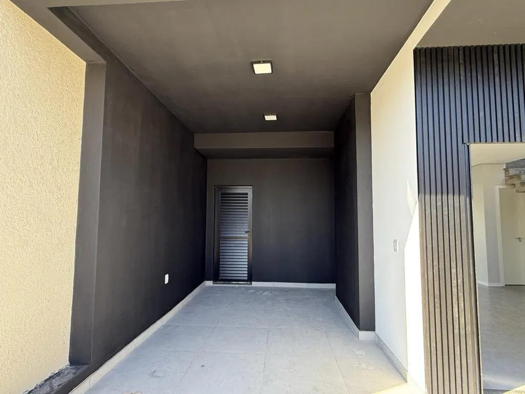 Imagem Residencial Vivare: Casa à Venda no Centro