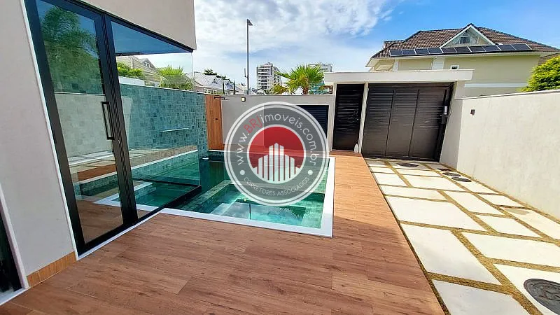 Imagem Casa a Venda no bairro Recreio dos Bandeirantes - Rio de Janeiro, RJ