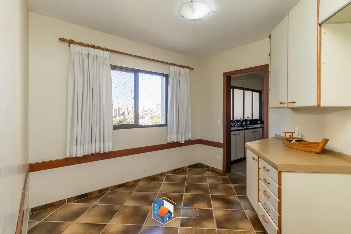 Imagem Apartamento para venda em Real Parque com 5 quartos, sendo 4 suítes, 292m²