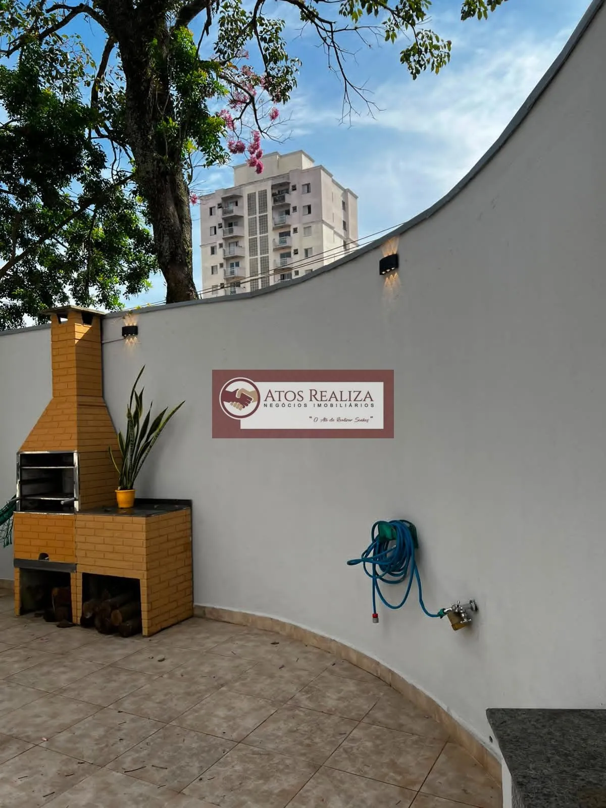 Imagem Sobrado à venda no Jardim Santa Cruz, SP | 3 dorms, suíte