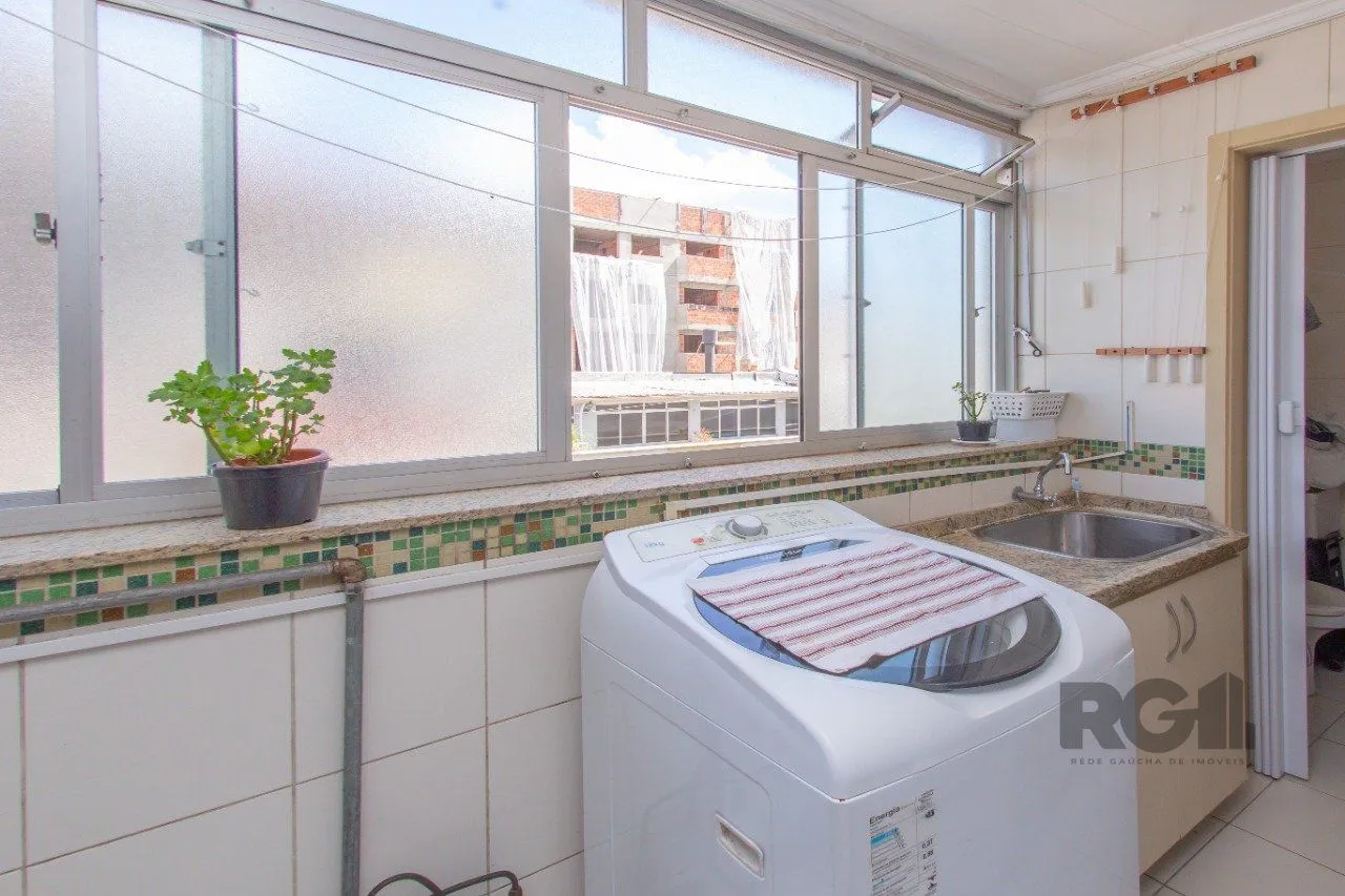 Imagem Apartamento Amplo e Bem Localizado - 3 Dormitórios, Suíte e Vaga Escriturada