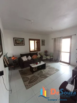 Imagem Imóvel com anexo + 2 apartamentos