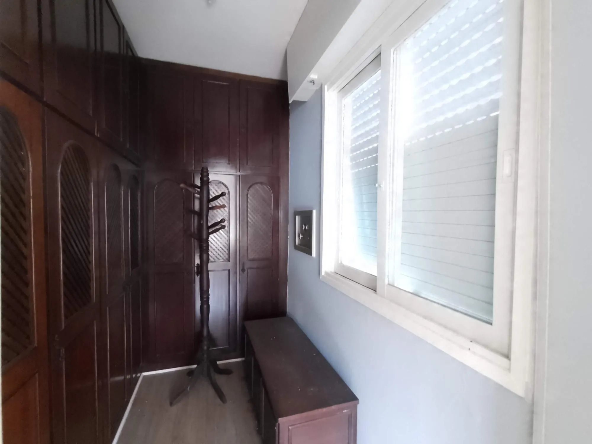 Imagem Apartamento 2 dormitórios com sacada e vaga perto da PUC