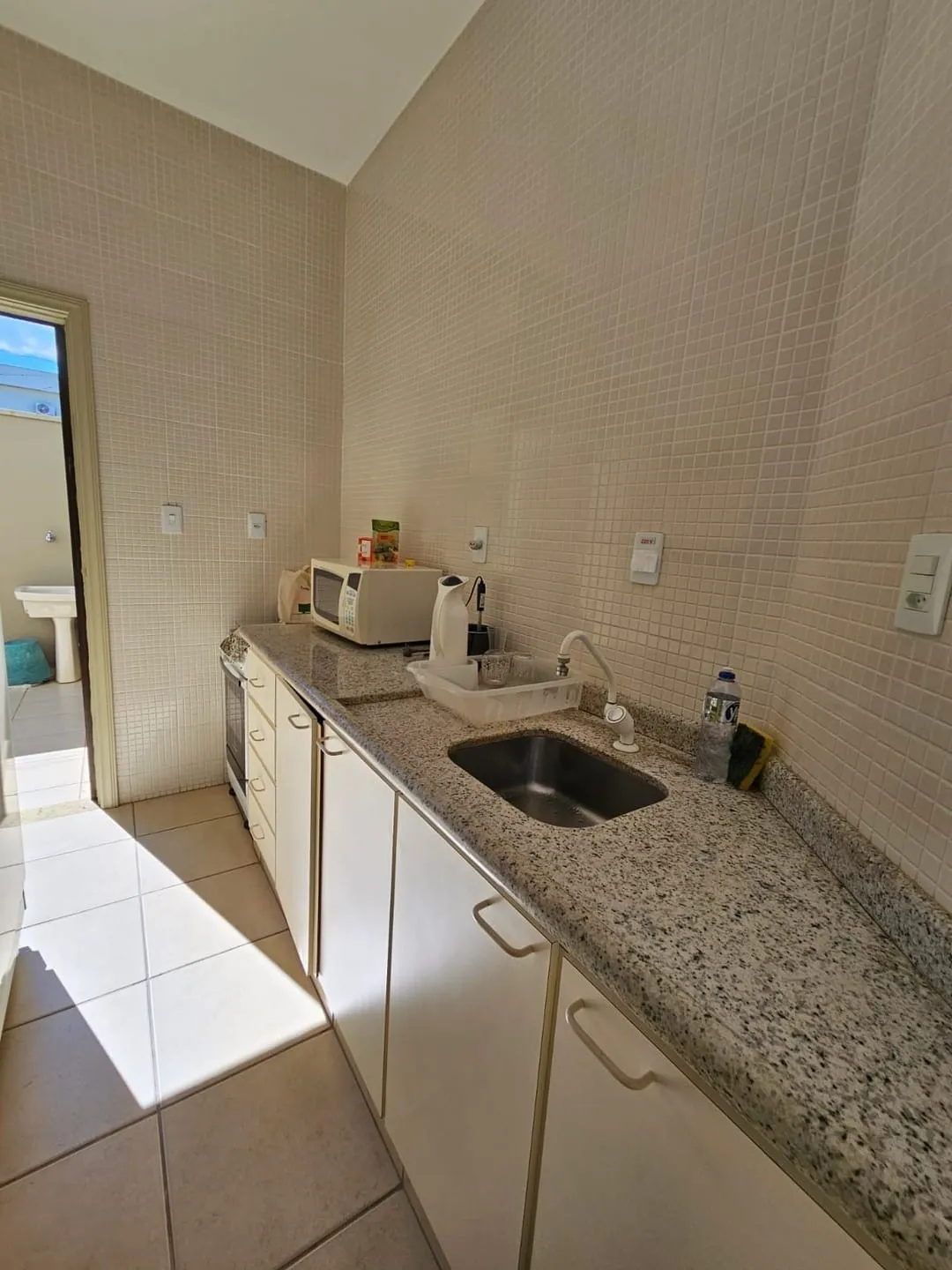 Imagem Comercial à venda e locação 5 Quartos, 2 Suites, 4 Vagas, 393.74M², Chácara Selles, Guaratinguetá - SP