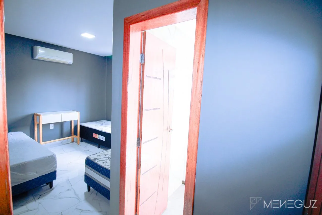 Imagem Casa à venda em Guarapari, na praia do morro, composta de 5 quartos, sendo 4 suítes alto padrão de acabamento