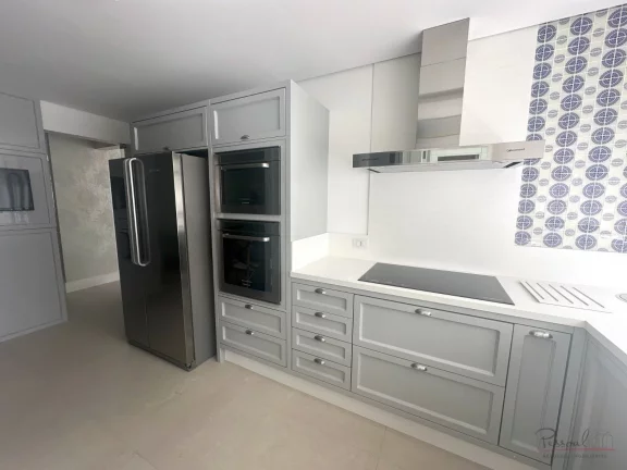 Imagem Linda cobertura em duplex com 272 mts2 privativos, 2 garagens, 3 dormitórios, sendo 1 suíte master...