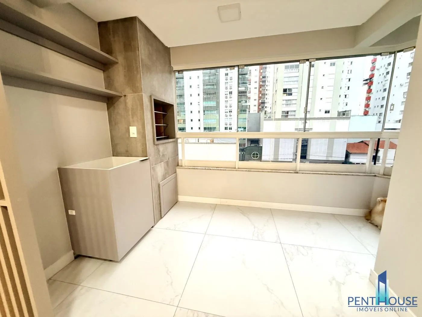 Imagem Apartamento Zona Central para Venda em Balneário Camboriú, CENTRO, 3 dormitórios, 1 suíte, 2 banheiros, 1 vaga