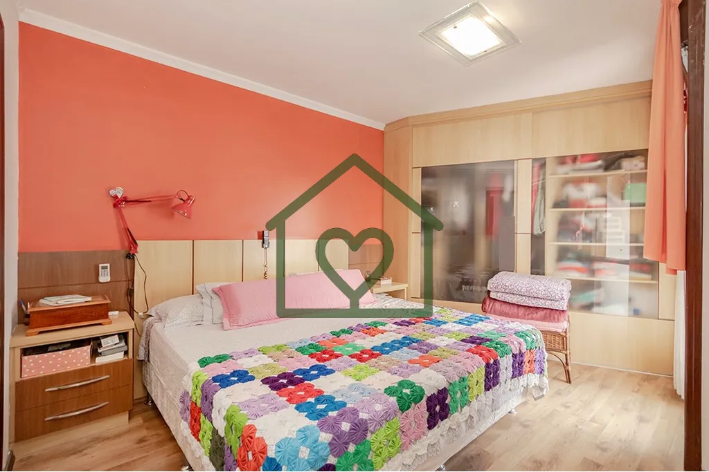 Imagem **Cobertura à Venda em Passo D'Areia, Porto Alegre 3 Quartos 245m²** Descubra a cobertura dos seus...