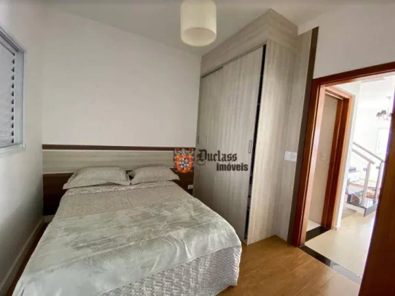 Imagem Sobrado com 4 dormitórios à venda, 126 m² por R$ 1.100.000,00 - Chácara Faggion - Suzano/SP