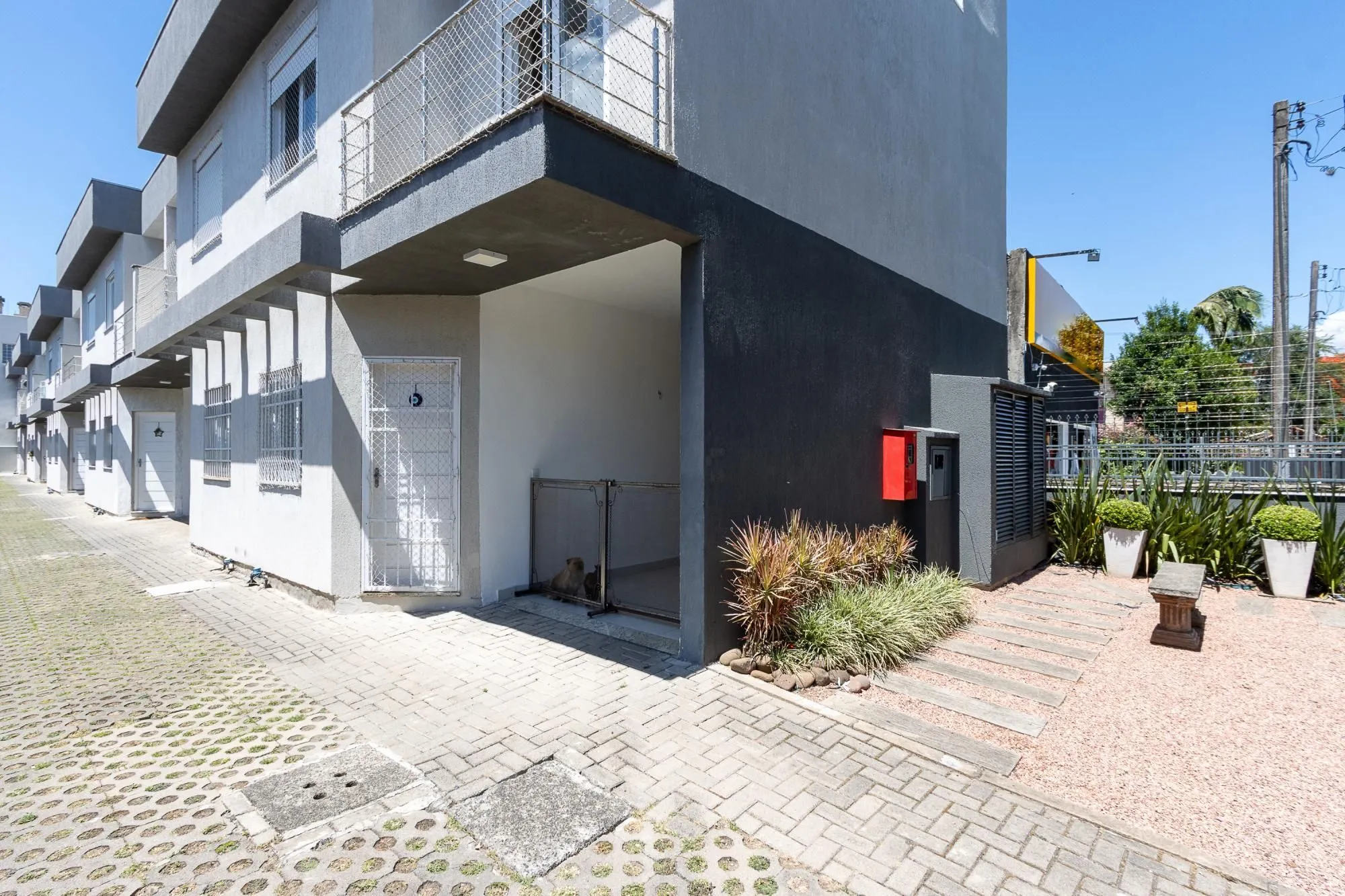 Imagem Linda Casa em condomínio , localizada no bairro TRISTEZA, Zona Sul de PORTO ALEGRE..