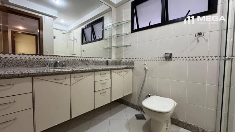 Imagem Apartamento com 4 dormitórios à venda, 250 m² por R$ 2.200.000,00 - Praia da Costa - Vila Velha/ES