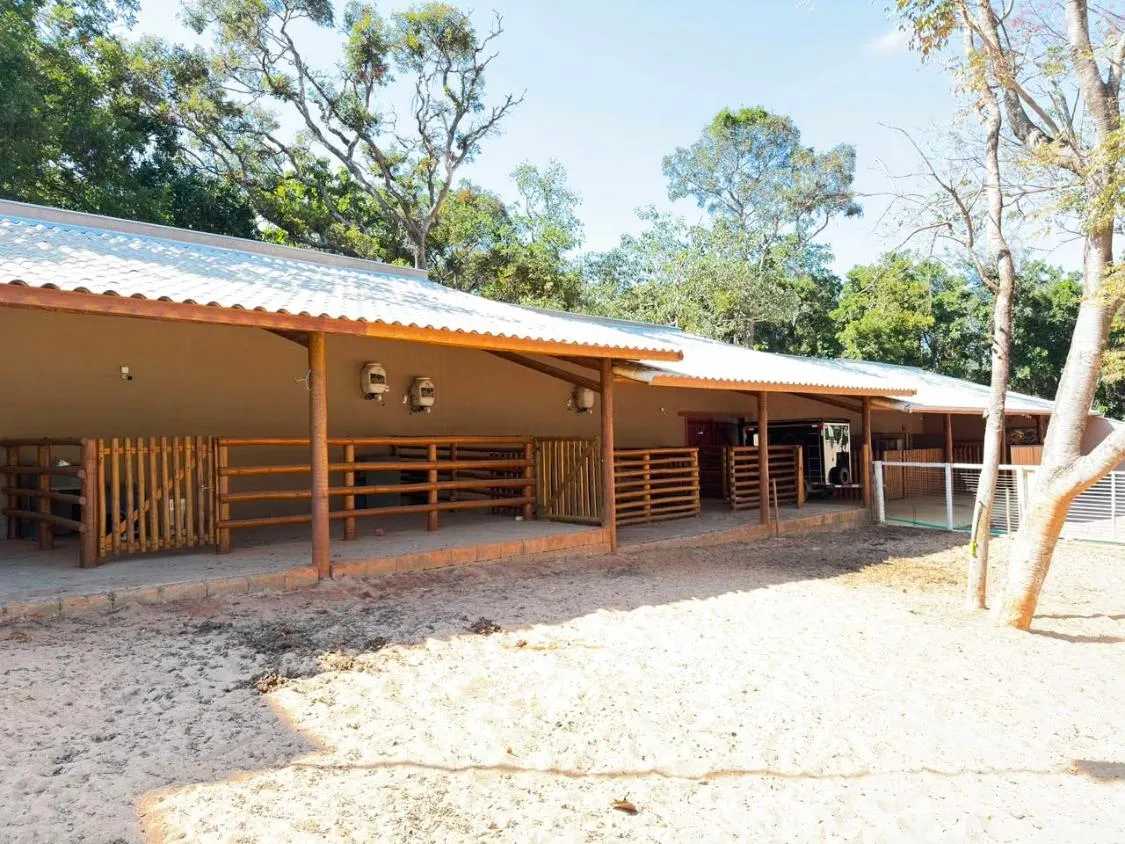 Imagem Rancho de Alto Padrão à Venda ?Com 40.000 m² de área total, Paraopeba/MG