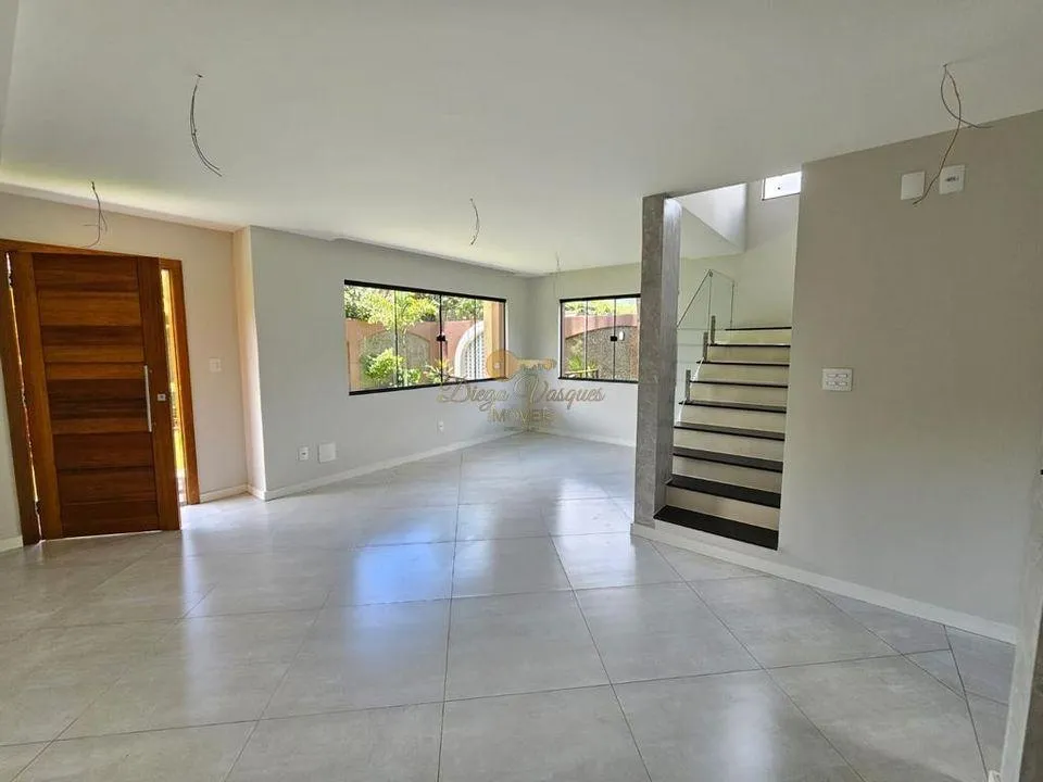 Imagem Casa em Condomínio para Venda em Teresópolis / RJ no bairro Nossa Senhora de Fátima