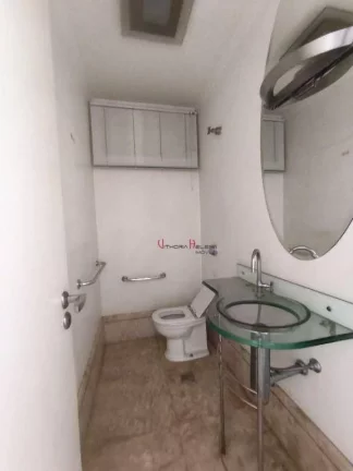 Imagem Apartamento com 3 dormitórios para alugar, 180 m² por R$ 5.288/mês - EDIFÍCIO IDA CARBONARI - Itatiba/SP