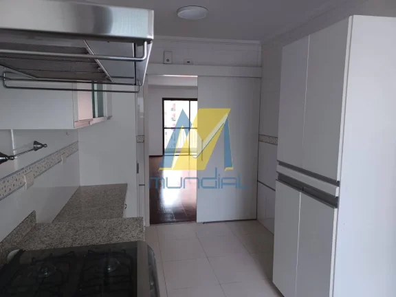 Imagem Apartamento 130m² em Moema com 3 vagas e lazer completo.