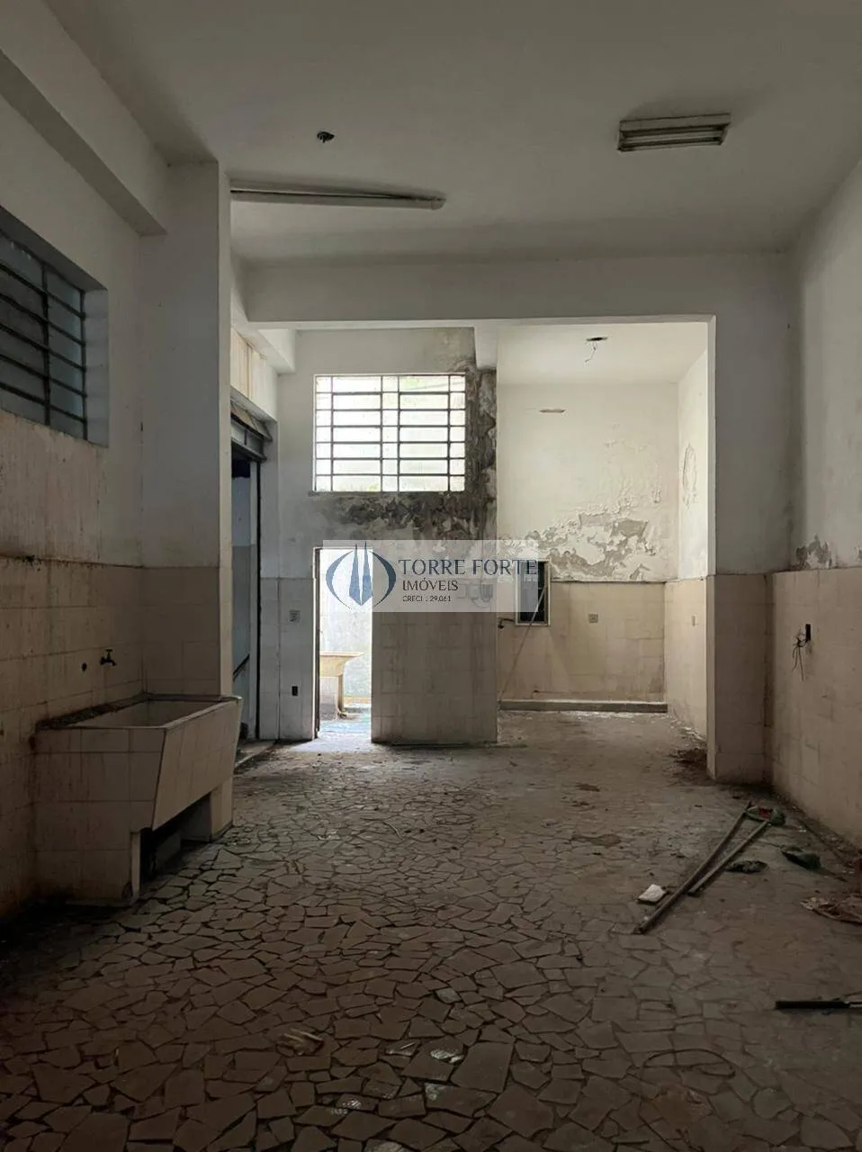 Imagem Prédio comercial com 802 m² dividido em 3 pisos na Vila Formosa