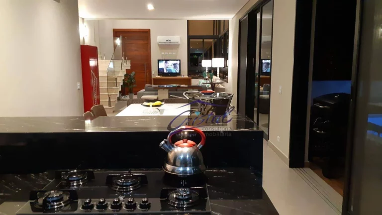 Imagem Casa com 4 dormitórios à venda, 230 m² por R$ 2.600.000,00 - Lagoinha - Ubatuba/SP