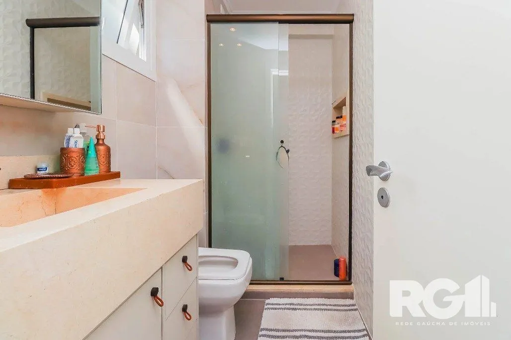 Imagem Apartamento com 3 Dormitórios, Suíte e Vaga Dupla - Andar Alto