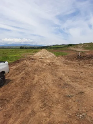 Terreno à Venda, 1.000 m² em Centro - Cruzeiro