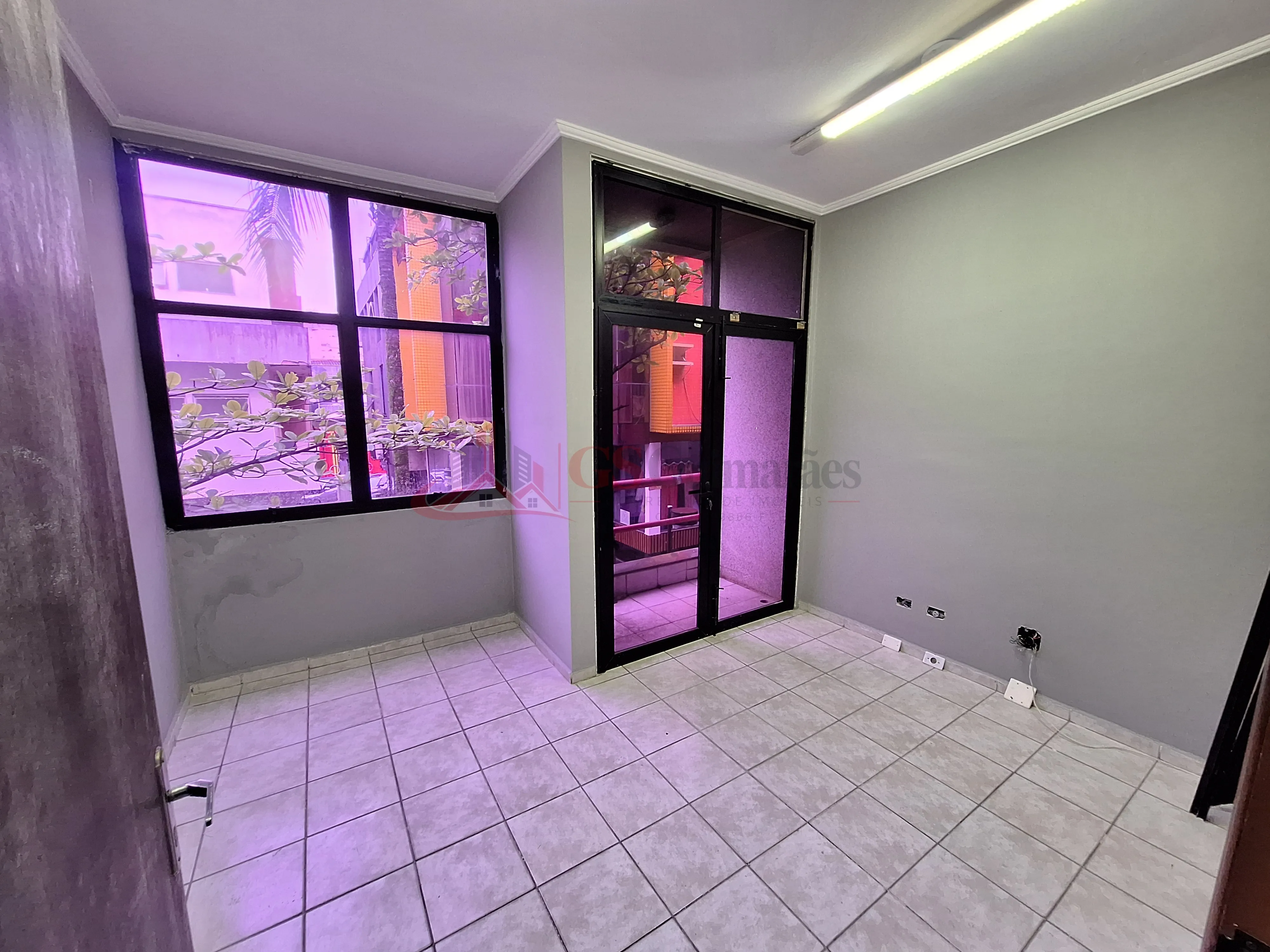Imagem Prédio comercial para locação no C.C.A - 96 m² | Alphaville