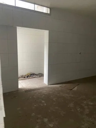 Imagem Alugo 2 Salões Comercial em Santo André. Vila Valparaiso