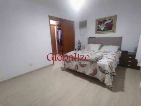 Imagem Sobreposta alta Duplex com 3 suítes e ampla área de lazer no andar Superior no Bairro da Ponta da Praia por R$ 1.300.000,00 !