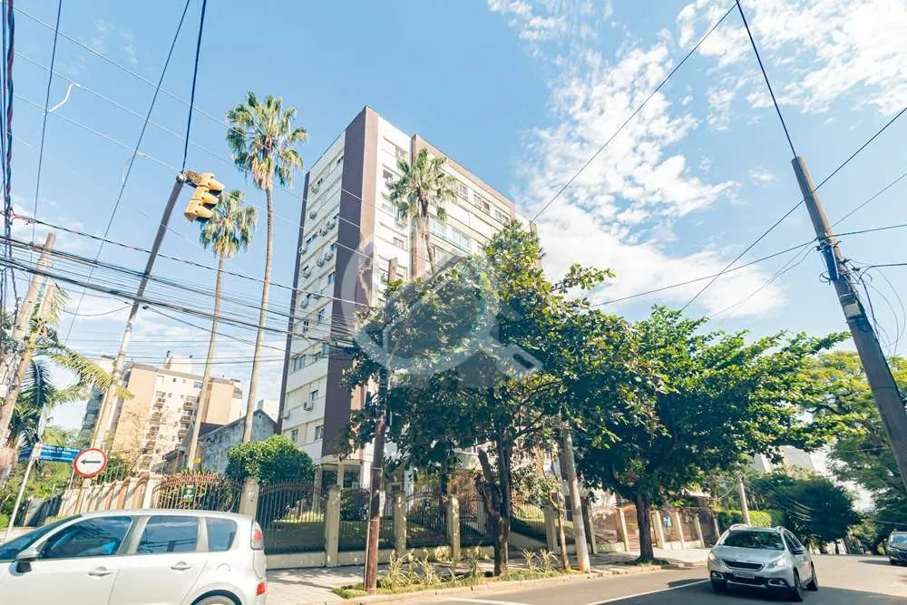 Pensando em morar no Bairro Petrópolis, venha conhecer este espetacular apartamento de 113m² compo...