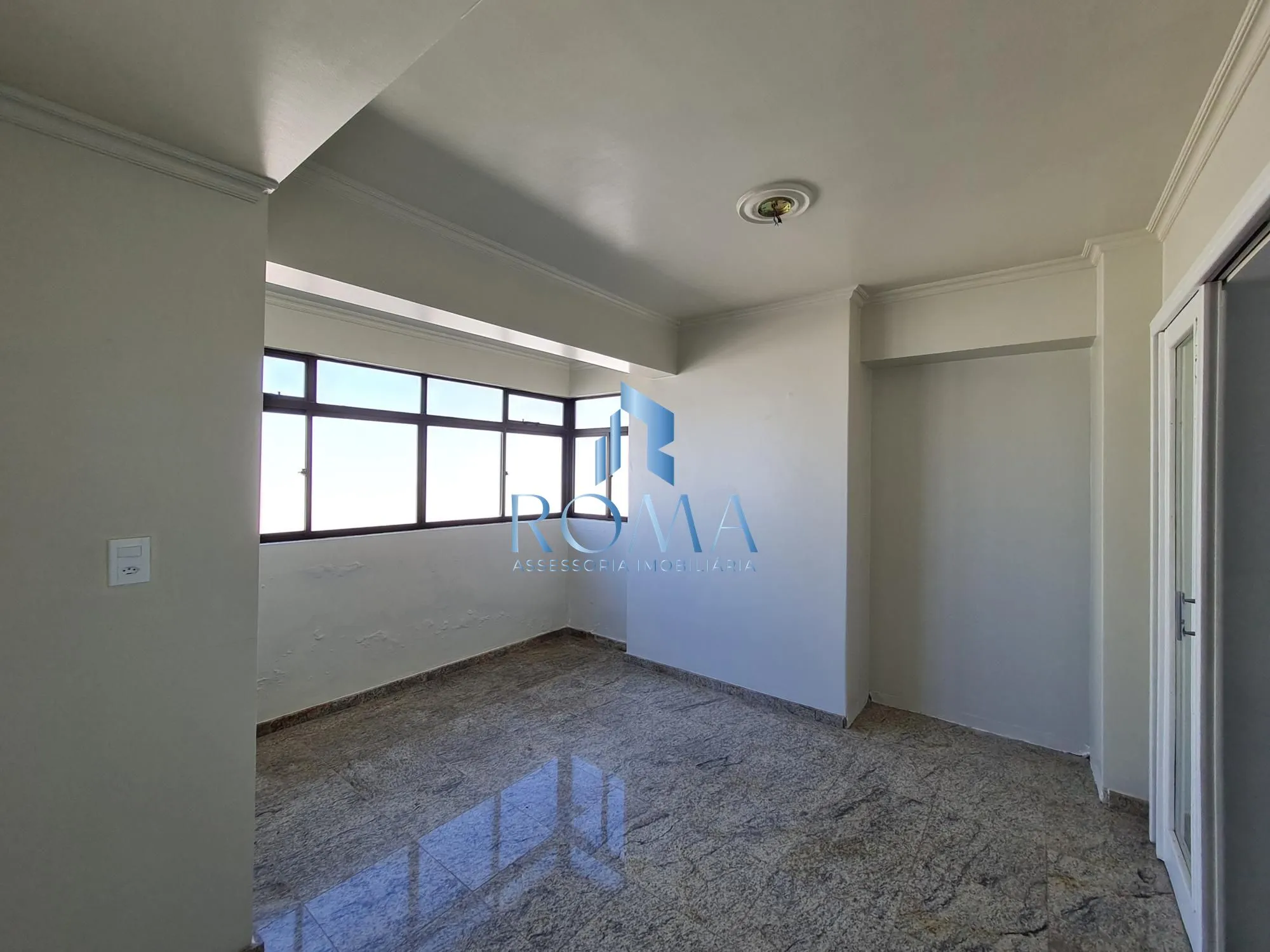 Imagem Apartamento central, localizado em uma das principais avenidas de Santa Maria!
