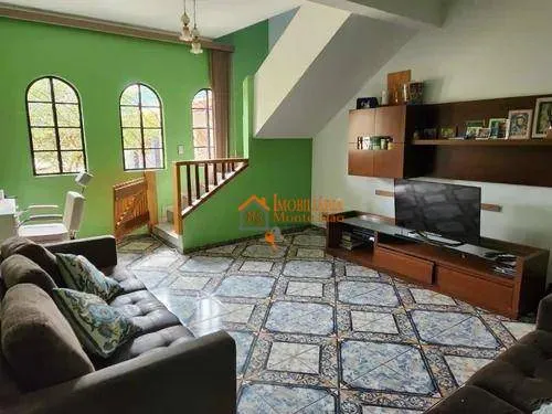 Imagem Sobrado com 3 dormitórios à venda, 400 m² por R$ 692.250,00 - Cidade Soberana - Guarulhos/SP