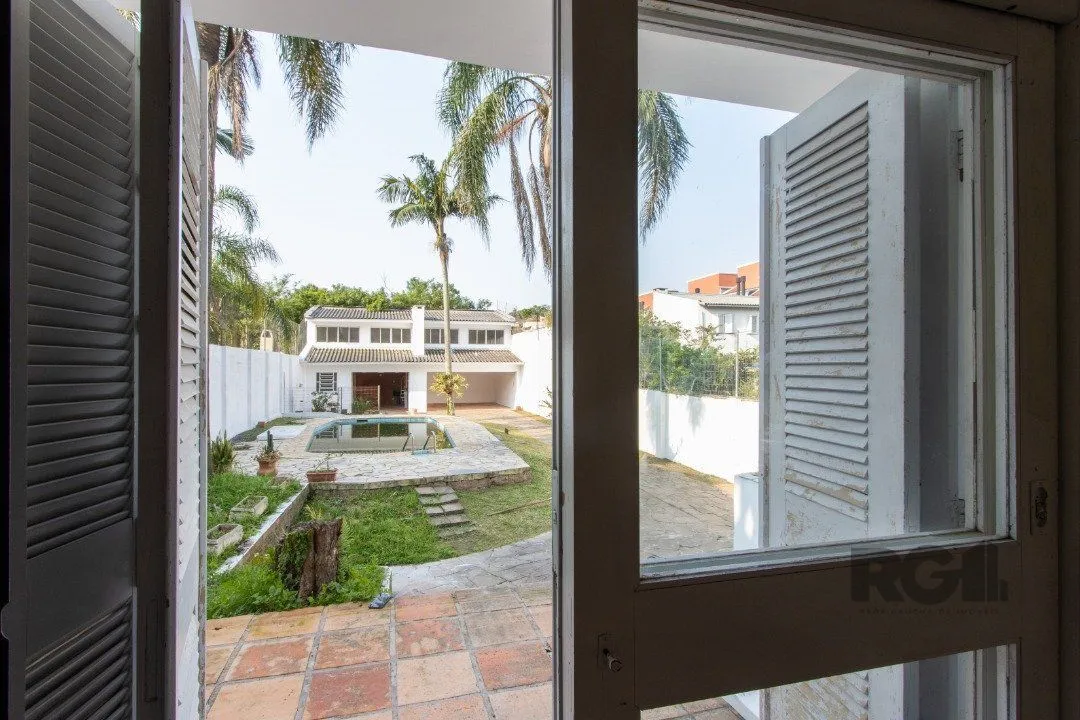 Imagem Casa para Venda - 337m², 3 dormitórios, sendo 1 suites, 3 vagas - Cristal