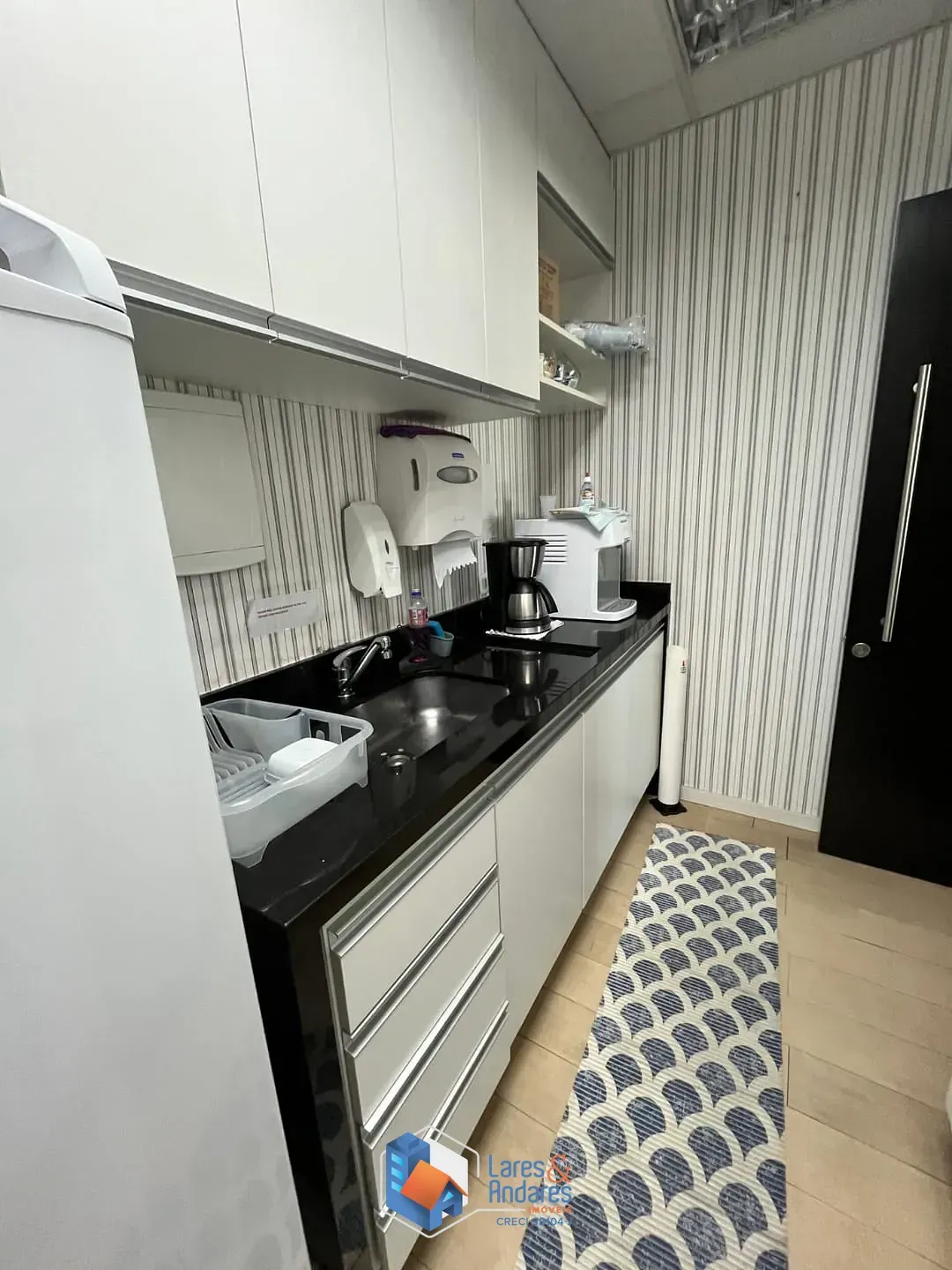 Imagem Conjunto comercial para venda em Jardim Caboré, 123m²