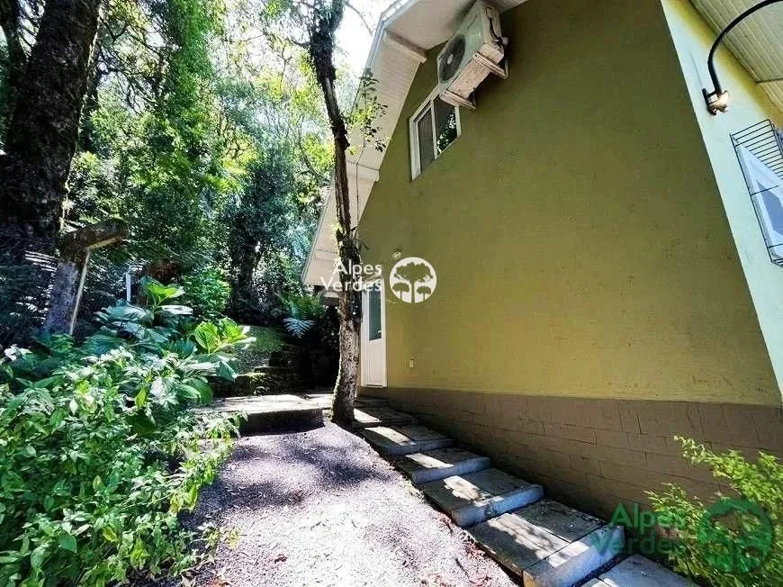 Imagem Casa com 2 quartos, 121,00m2, à venda em Canela, Palace Hotel