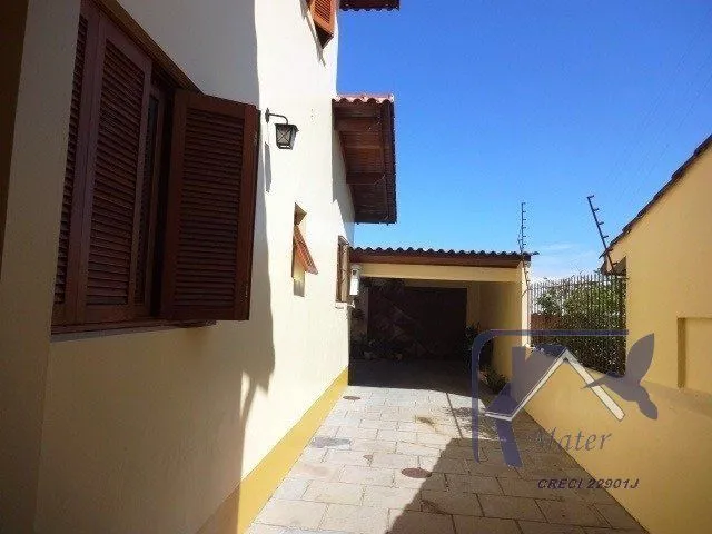 Imagem Casa para Venda - 318m², 4 dormitórios, sendo 1 suites, 4 vagas - Cavalhada